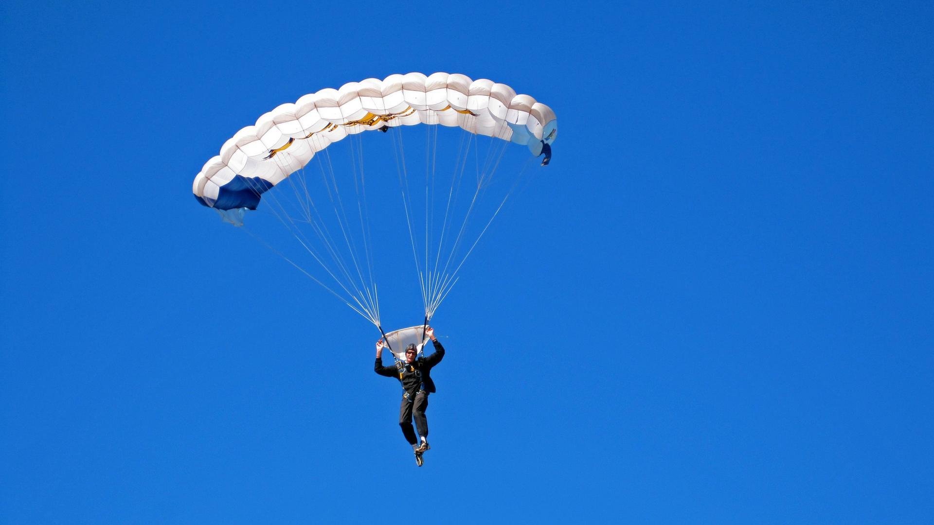 校园足球课外延伸活动不具持续性，开展校园足球的可行性